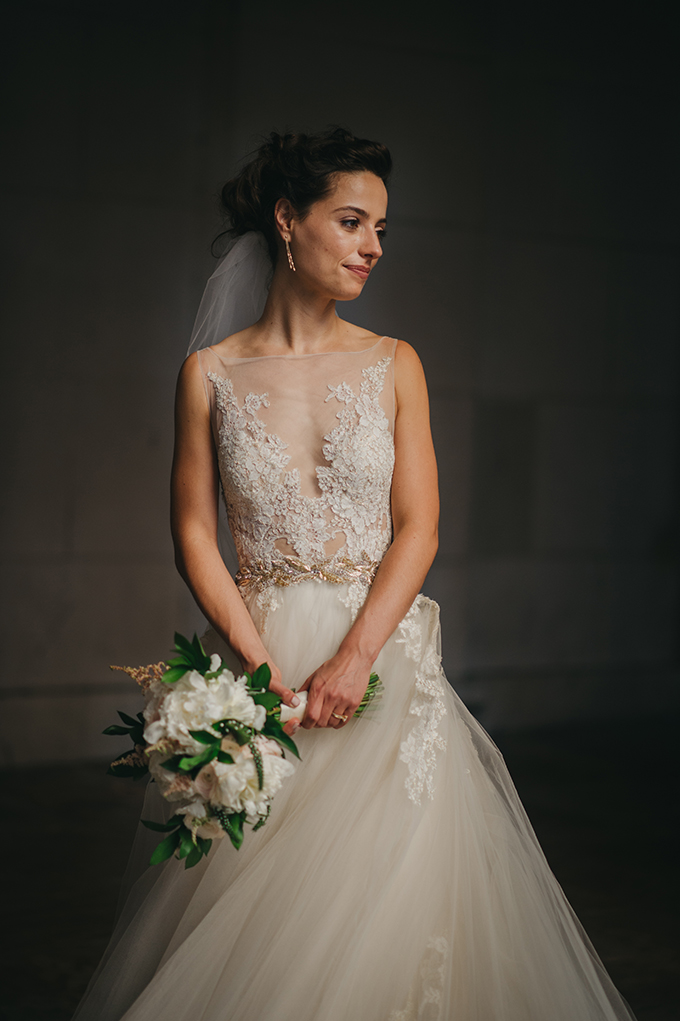 Bridal Photos at the Ronald Reagen Building DC