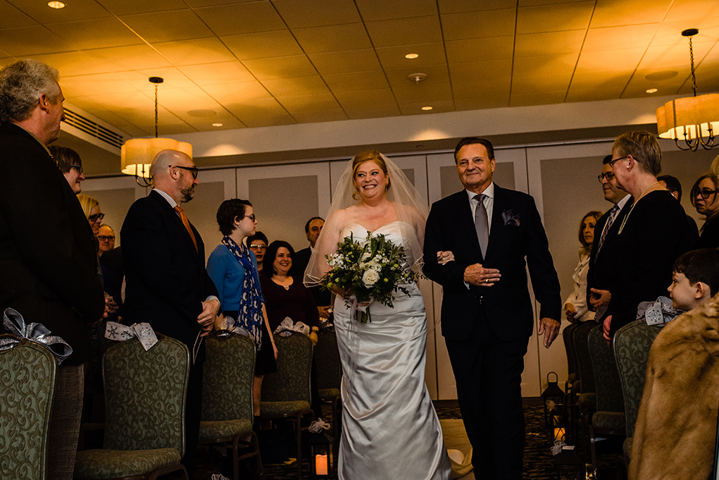 Wedding ceremony at the Mount Vernon Country Club wedding in Alexandria Virginia photographed by Potok's World Photography based in Washington DC