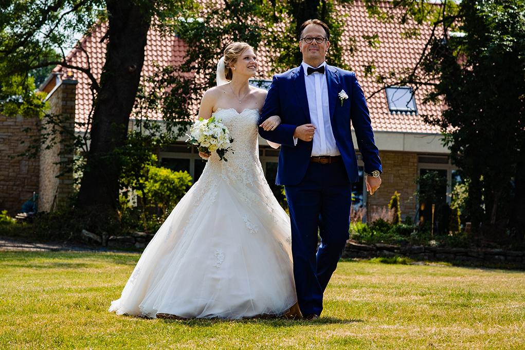 DDestination Wedding in Germany at Rittergut Remeringhausen by DC Wedding Photographers Potok's World Photography