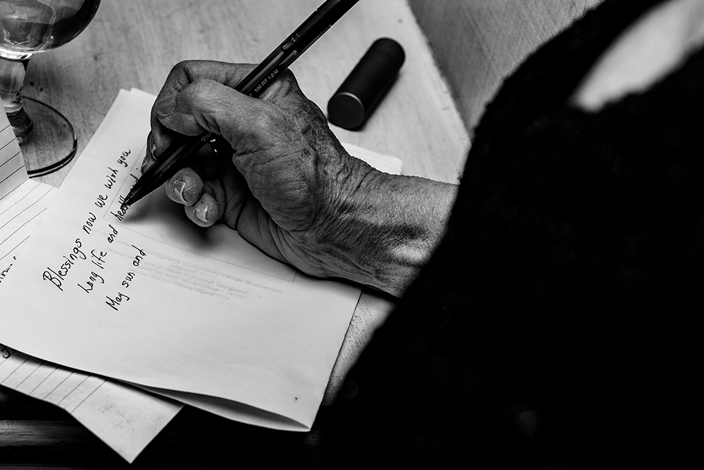 Hand written note by wedding guest for the brides at the City Club of Washington by DC wedding photographers Potok's World Photography