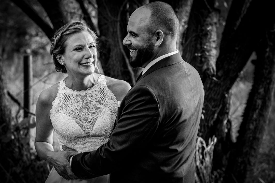 Fall outdoor couples portraits at Vanish Brewery in Virginia by DC wedding photographers of Potok's World Photography