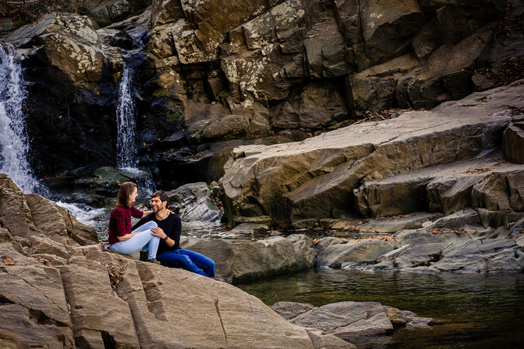 Hiking engagement photos at Scott's Run Nature Preserve in Northern Virginia by DC wedding photographers of Potok's World Photography