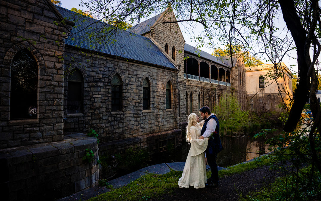 James River Pumphouse Park Richmond VA spring engagement session by DC wedding photographers of Potok's World Photography