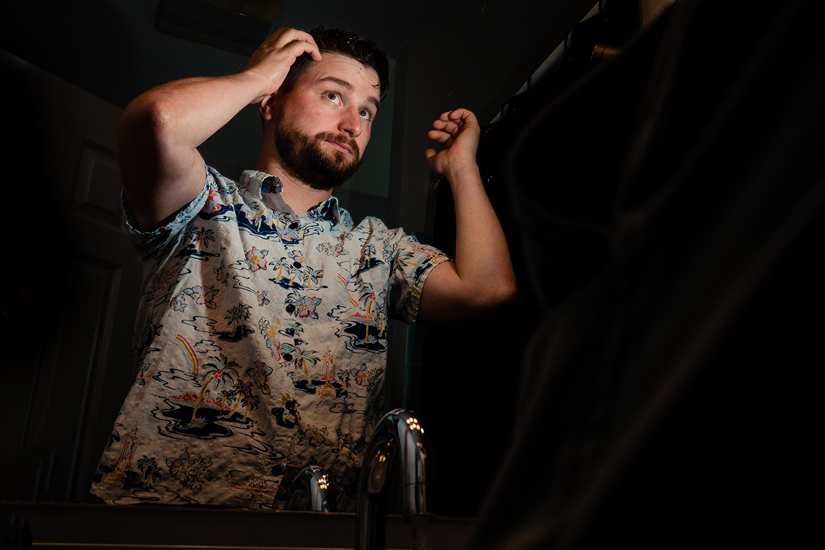 Groom getting ready with his groomsmen before wedding ceremony in Washington DC by Potok's World Photography